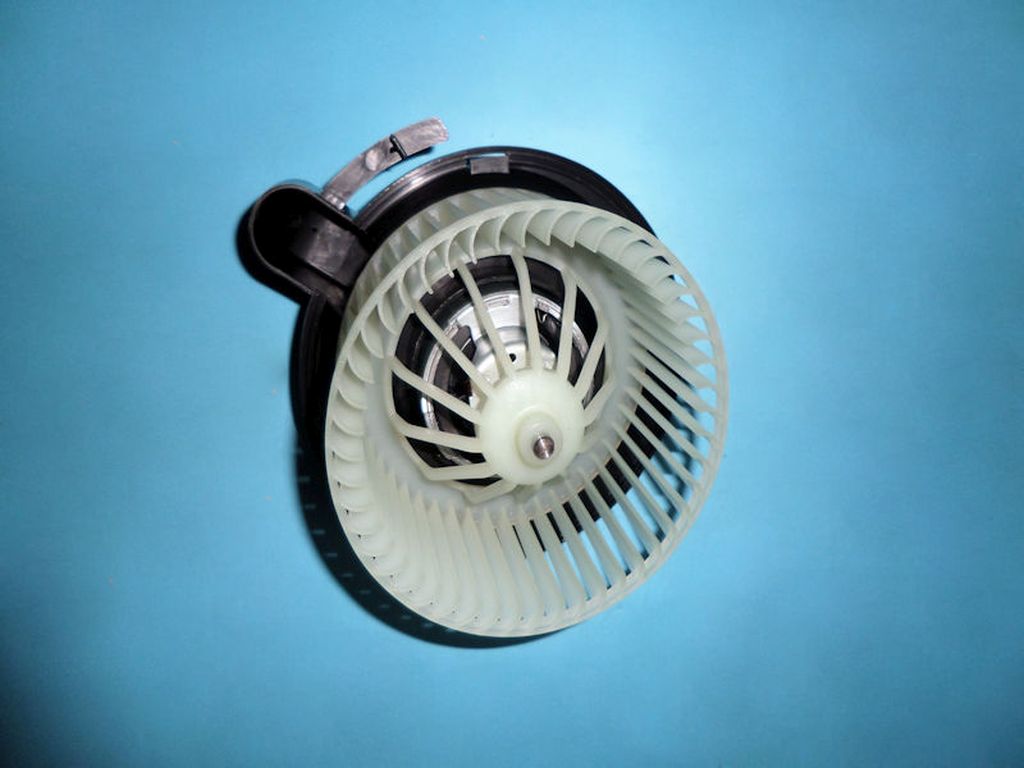 Heater Blower Motor – AutoAir 21-0175