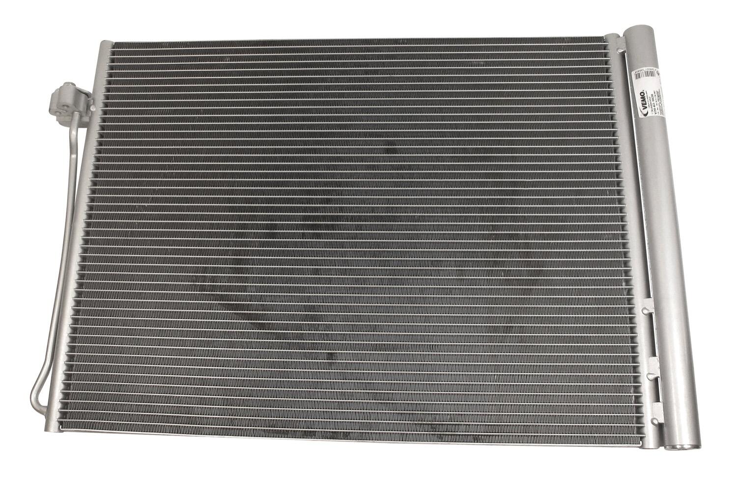 VEMO Condenser, air conditioning V20-62-1020