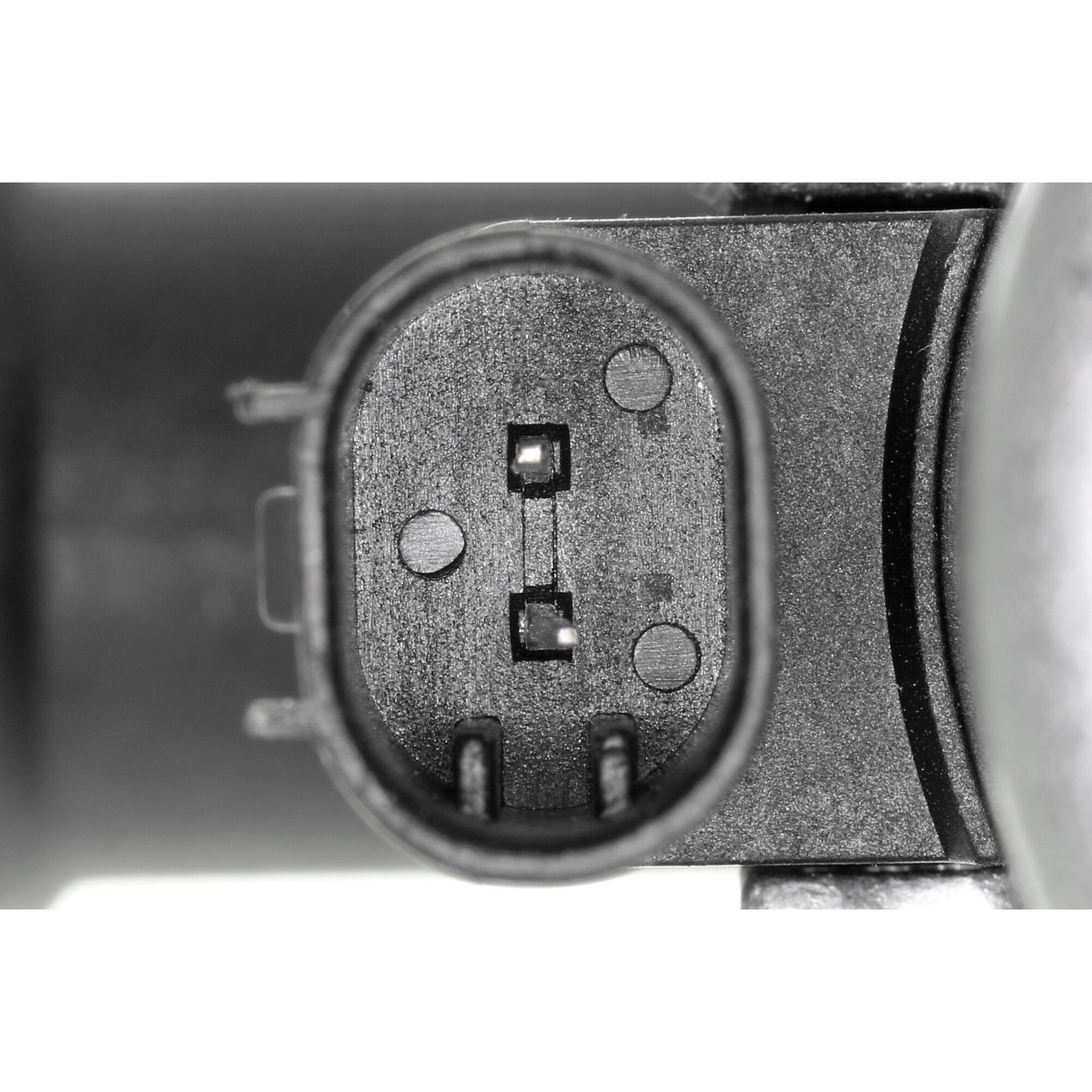VEMO Coolant Control Valve V20-77-0031