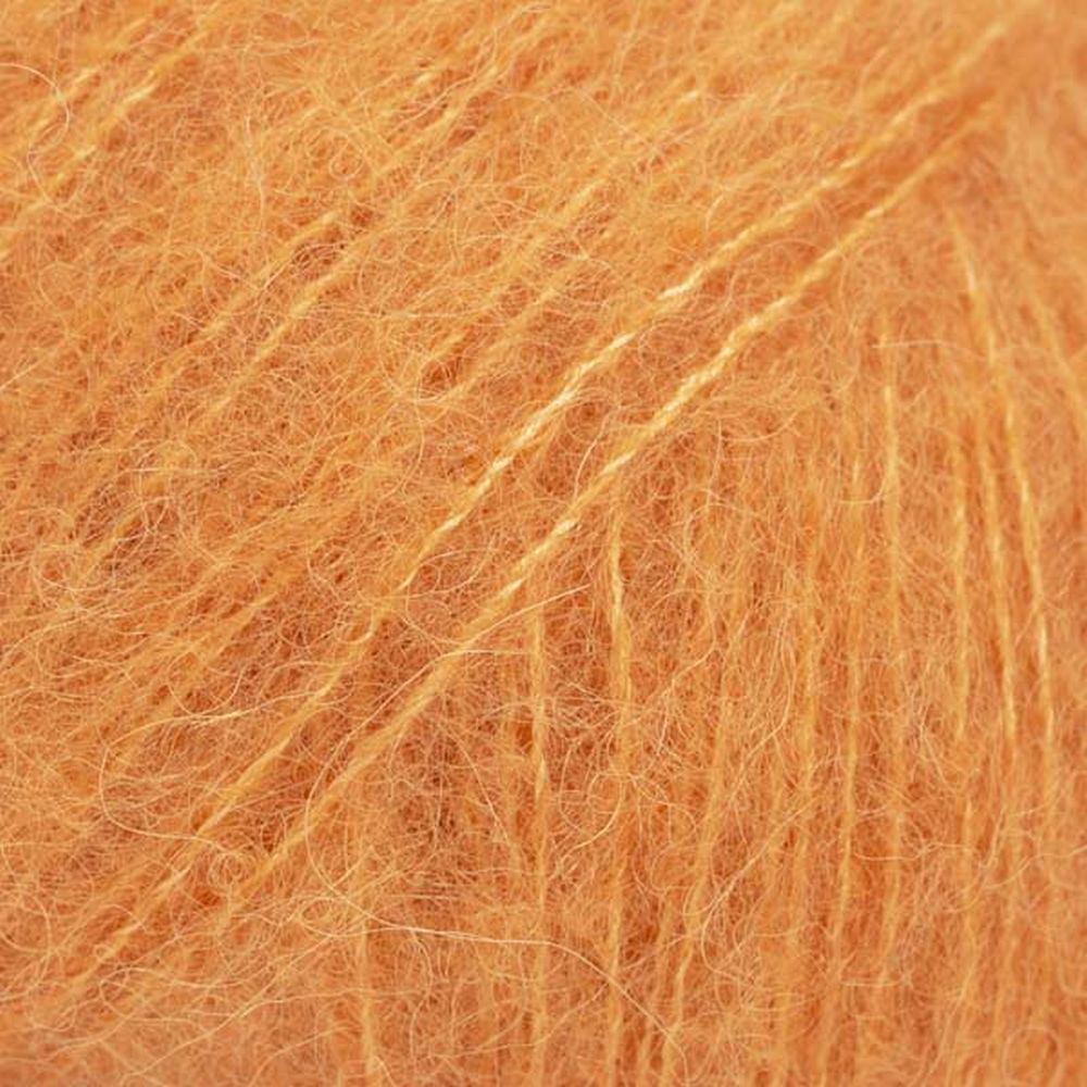 DROPS Brushed Alpaca Silk Aran-Weight Knitting and Crochet Yarn 10 Ply 25g Balls - Picture 122 of 157