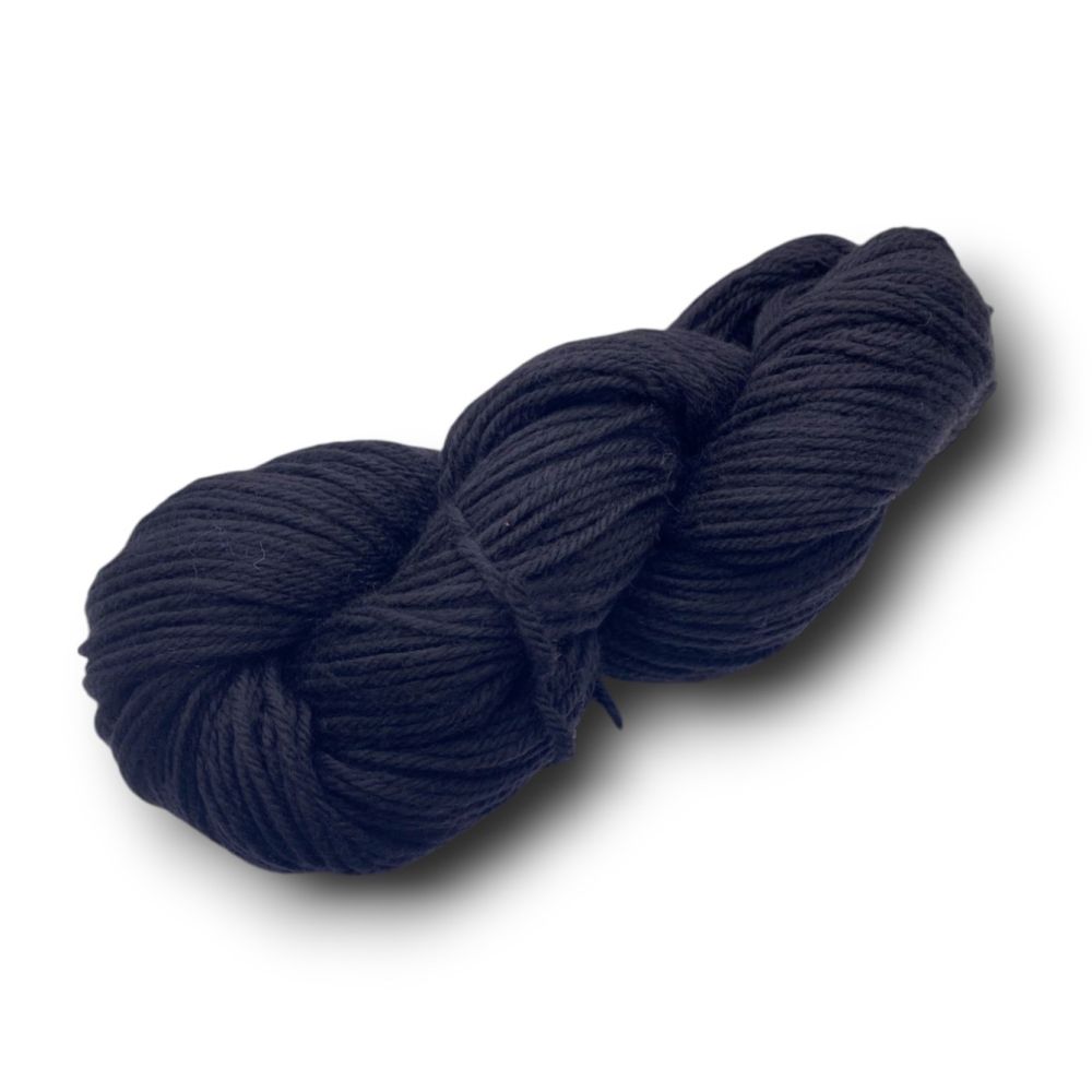 Worsted-Weight Polwarth Wool Knitting and Crochet Yarn - Manos del Uruguay Ideal