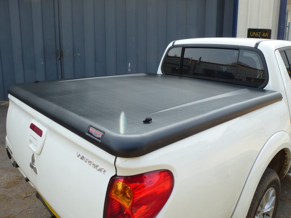 Mitsubishi L200 2010-2014 Hard Tonneau And Long Bed Locked Cover Hard ...