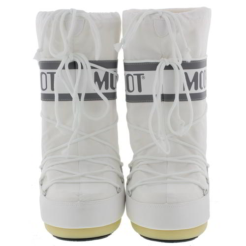 white snow moon boots