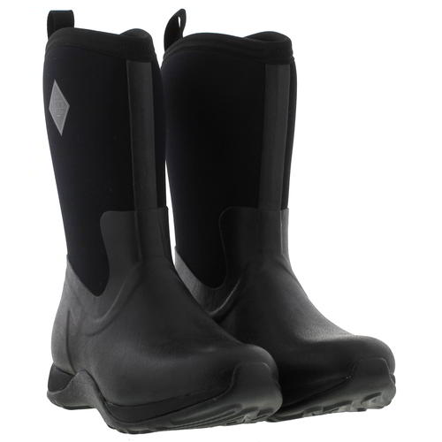 women's arctic weekend short boots