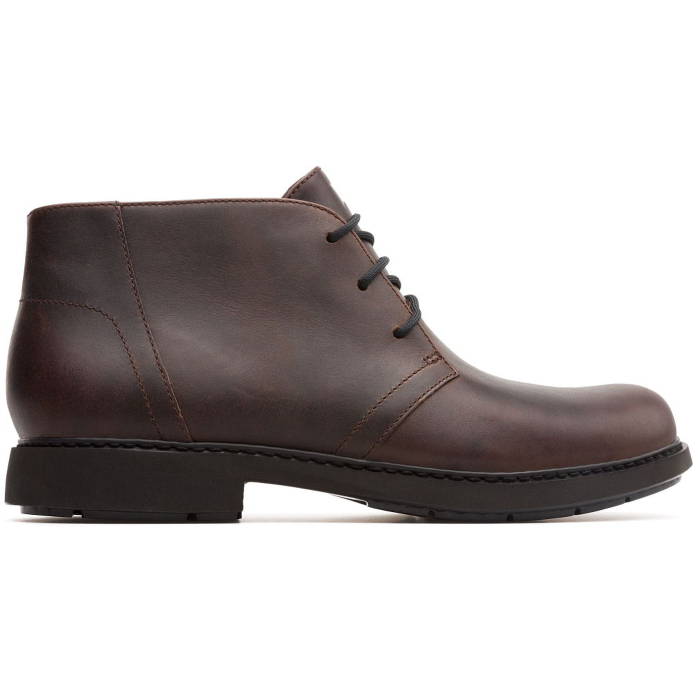 camper chukka boots